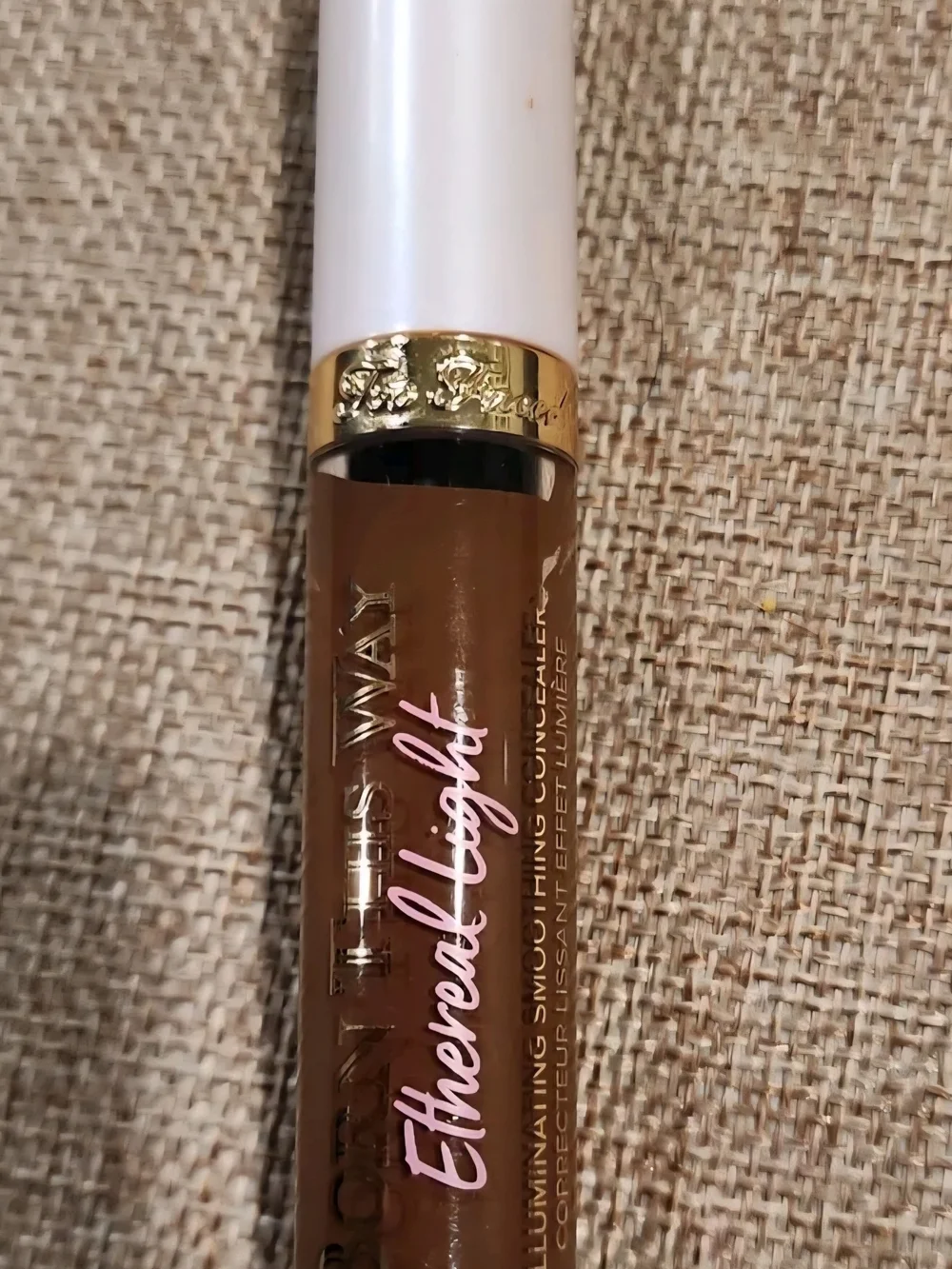 Too Faced Ethereal Light Illuminating Concealer — Espresso